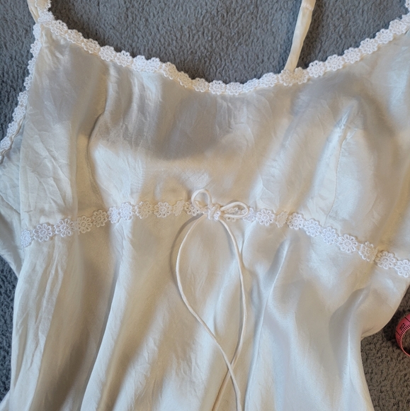 silk slip dress with lace detail - Picture 6 of 10